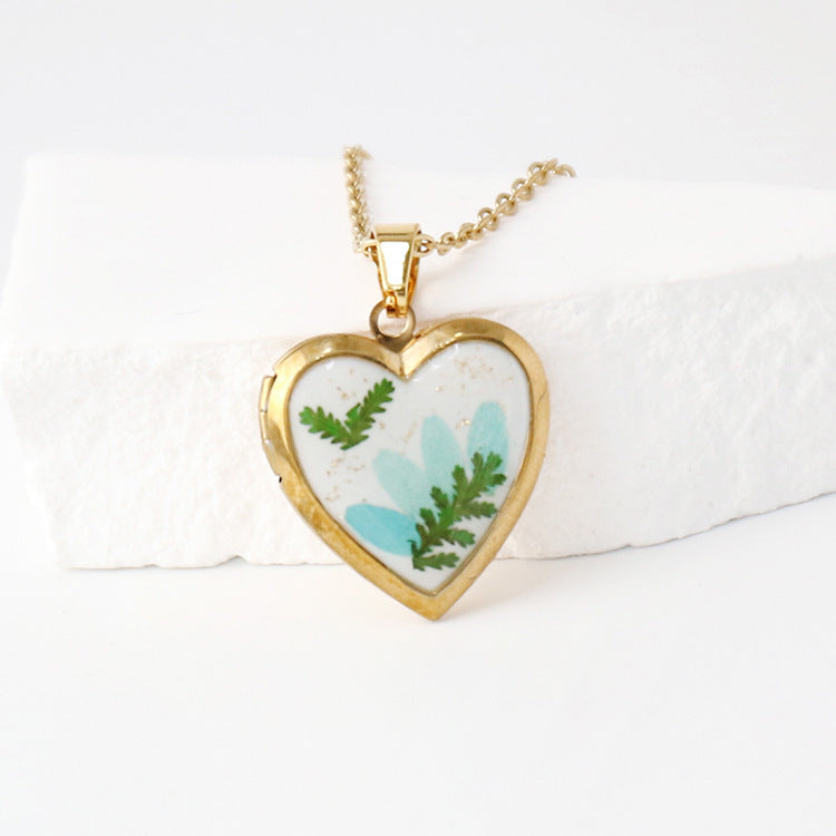 Birth Flower Heart Photo Box necklace creative gifts